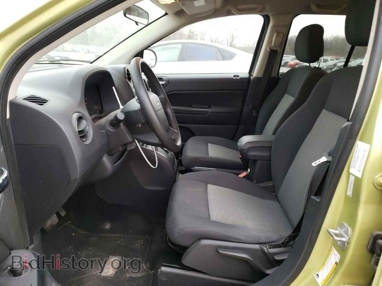 2010 JEEP COMPASS - VIN: 1J4NF4FB2AD506017 - Photo 7