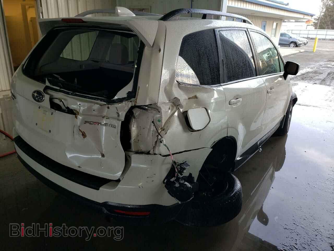 2018 SUBARU FORESTER - VIN: JF2SJAEC1JH431949 - Фото 4
