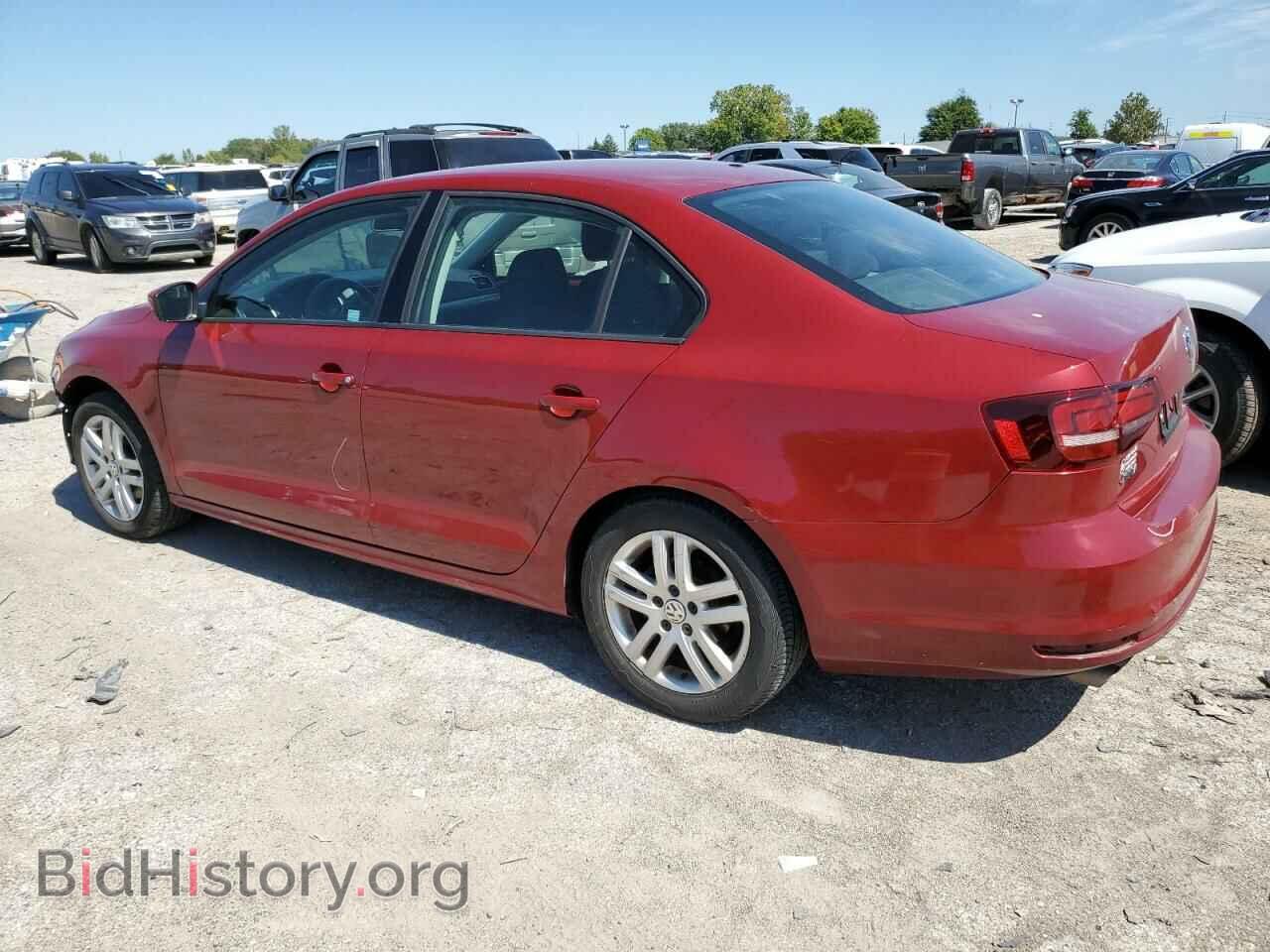 2018 VOLKSWAGEN JETTA - VIN: 3VW2B7AJ2JM263105 - Фото 2