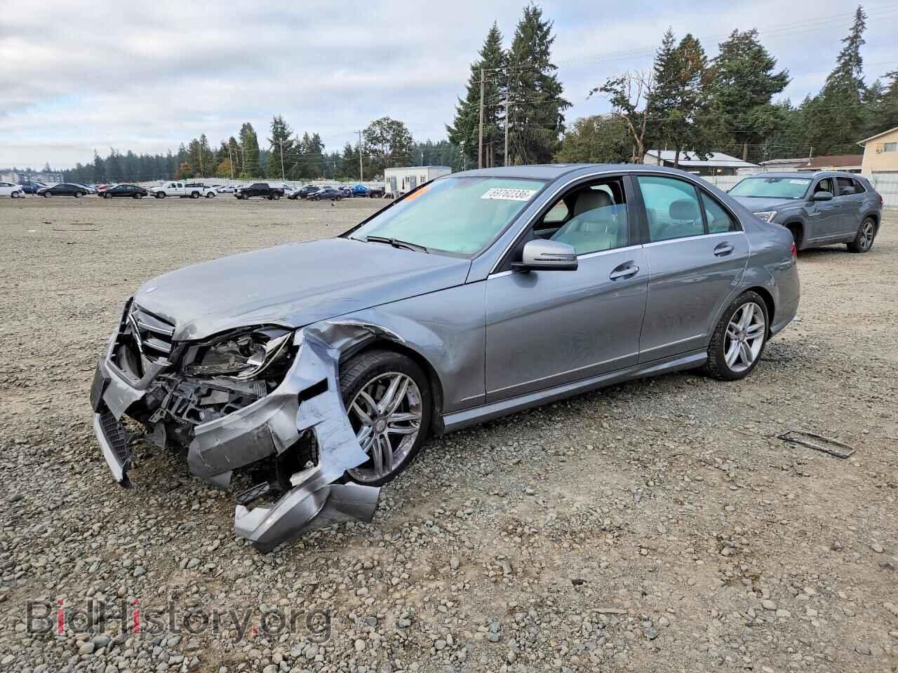 Photo WDDGF8AB7EA932022 - MERCEDES-BENZ C-CLASS 2014
