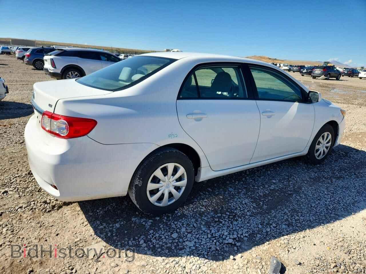 2011 TOYOTA COROLLA - VIN: 2T1BU4EE4BC633022 - Фото 3