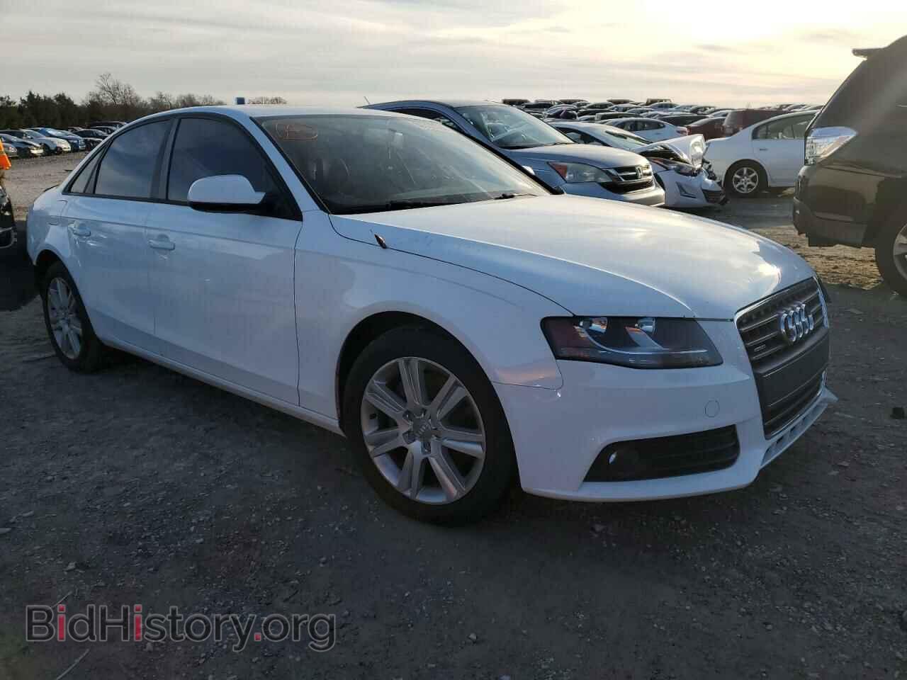 2011 AUDI A4 - VIN: WAUBFAFL2BN046267 - Фото 4