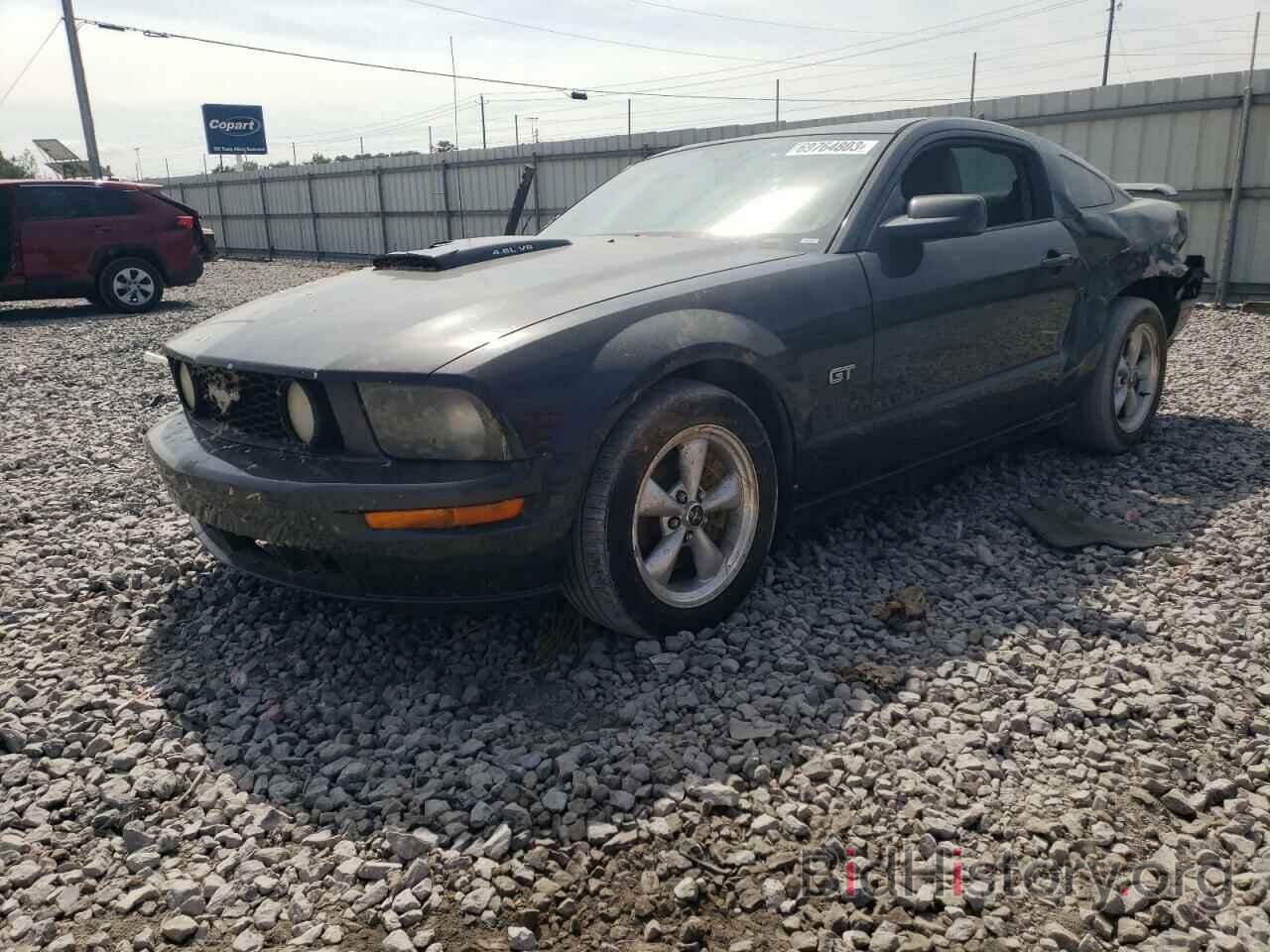 Photo 1ZVHT82H685199479 - FORD MUSTANG 2008