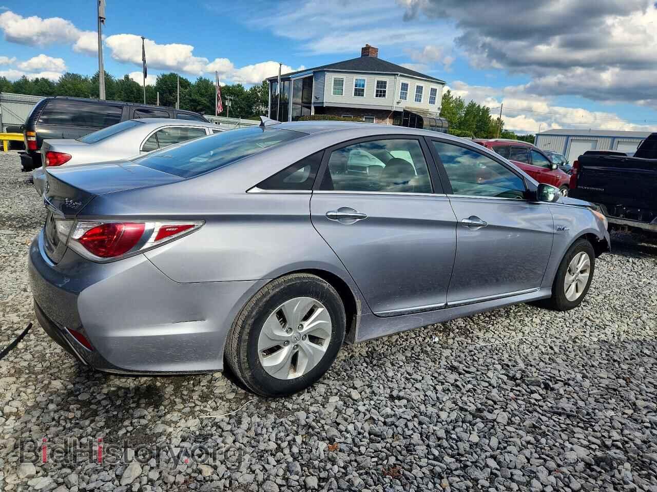 2015 HYUNDAI SONATA - VIN: KMHEC4A45FA137794 - Фото 3