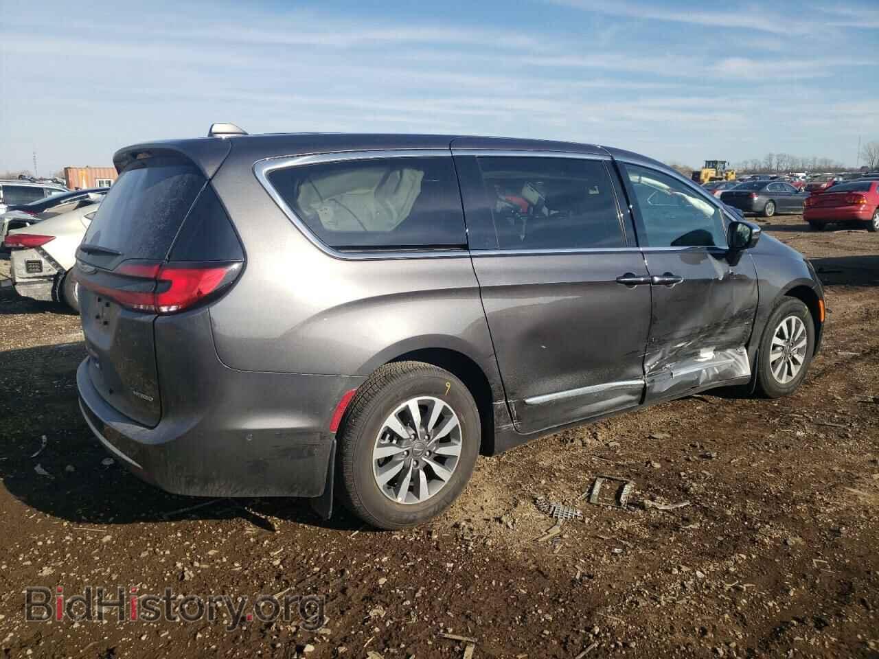 2022 CHRYSLER PACIFICA - VIN: 2C4RC1S76NR105895 - Photo 3