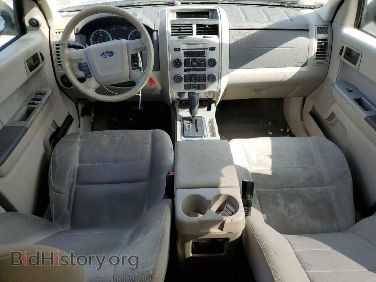 2011 FORD ESCAPE - VIN: 1FMCU0DG6BKC47941 - Фото 8