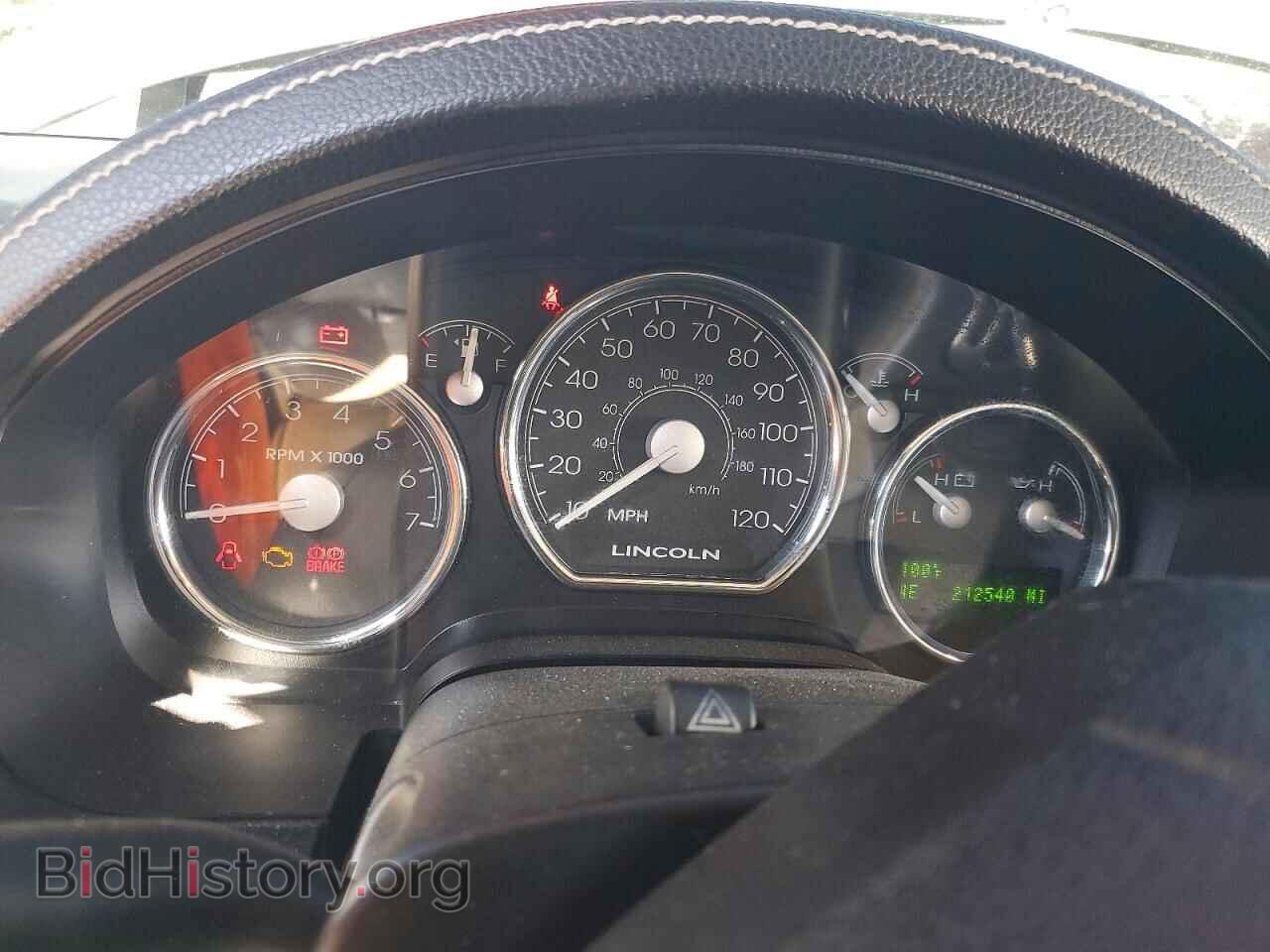 2006 LINCOLN MARK LT - VIN: 5LTPW16556FJ00541 - Photo 9
