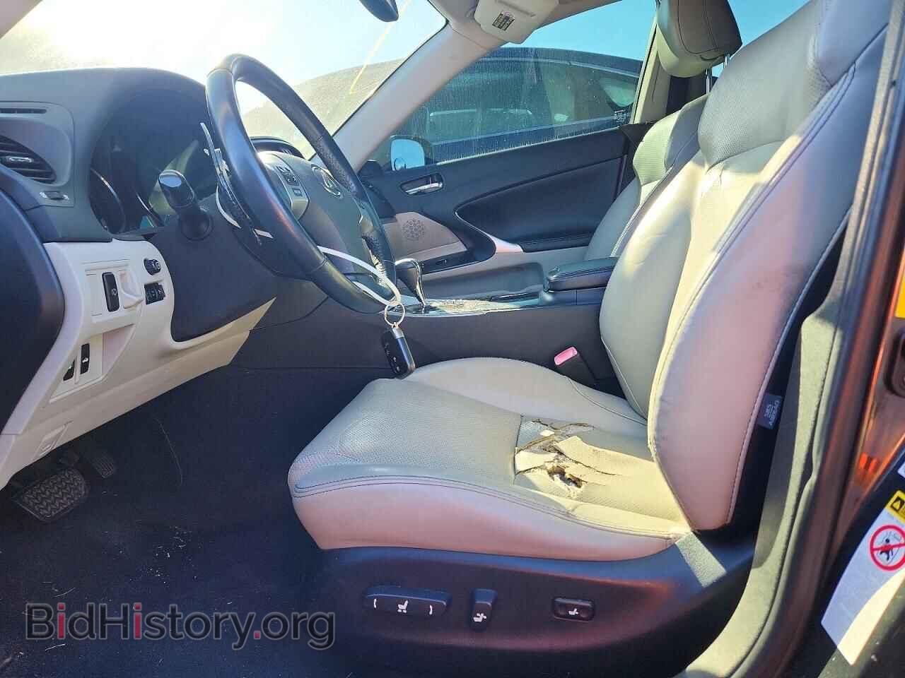 2011 LEXUS IS - VIN: JTHBE5C26B5028216 - Photo 7