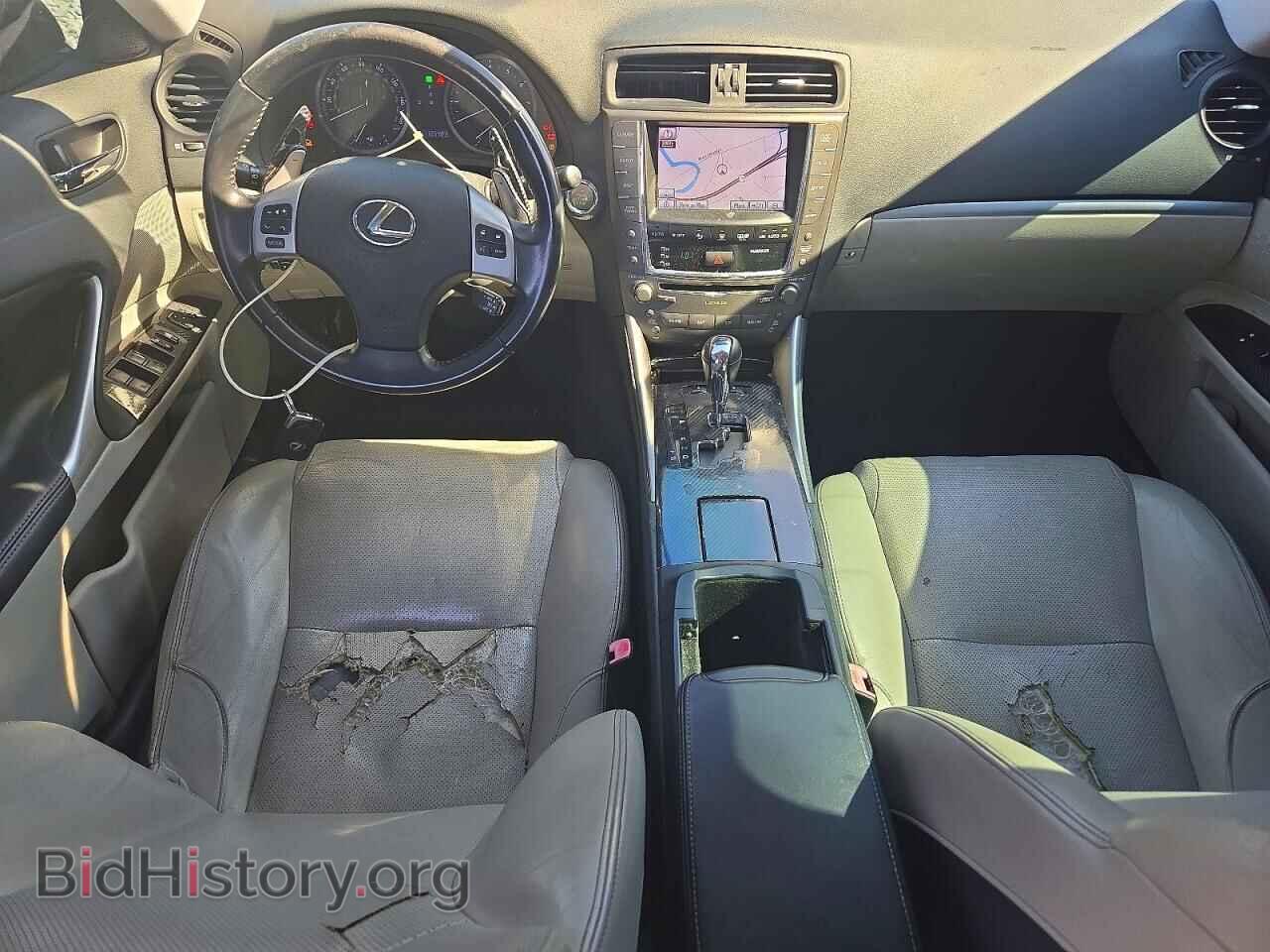 2011 LEXUS IS - VIN: JTHBE5C26B5028216 - Photo 8