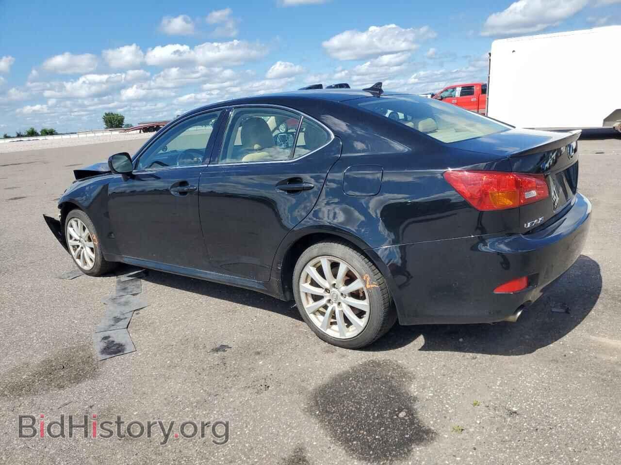 2007 LEXUS IS - VIN: JTHCK262572008782 - Фото 2