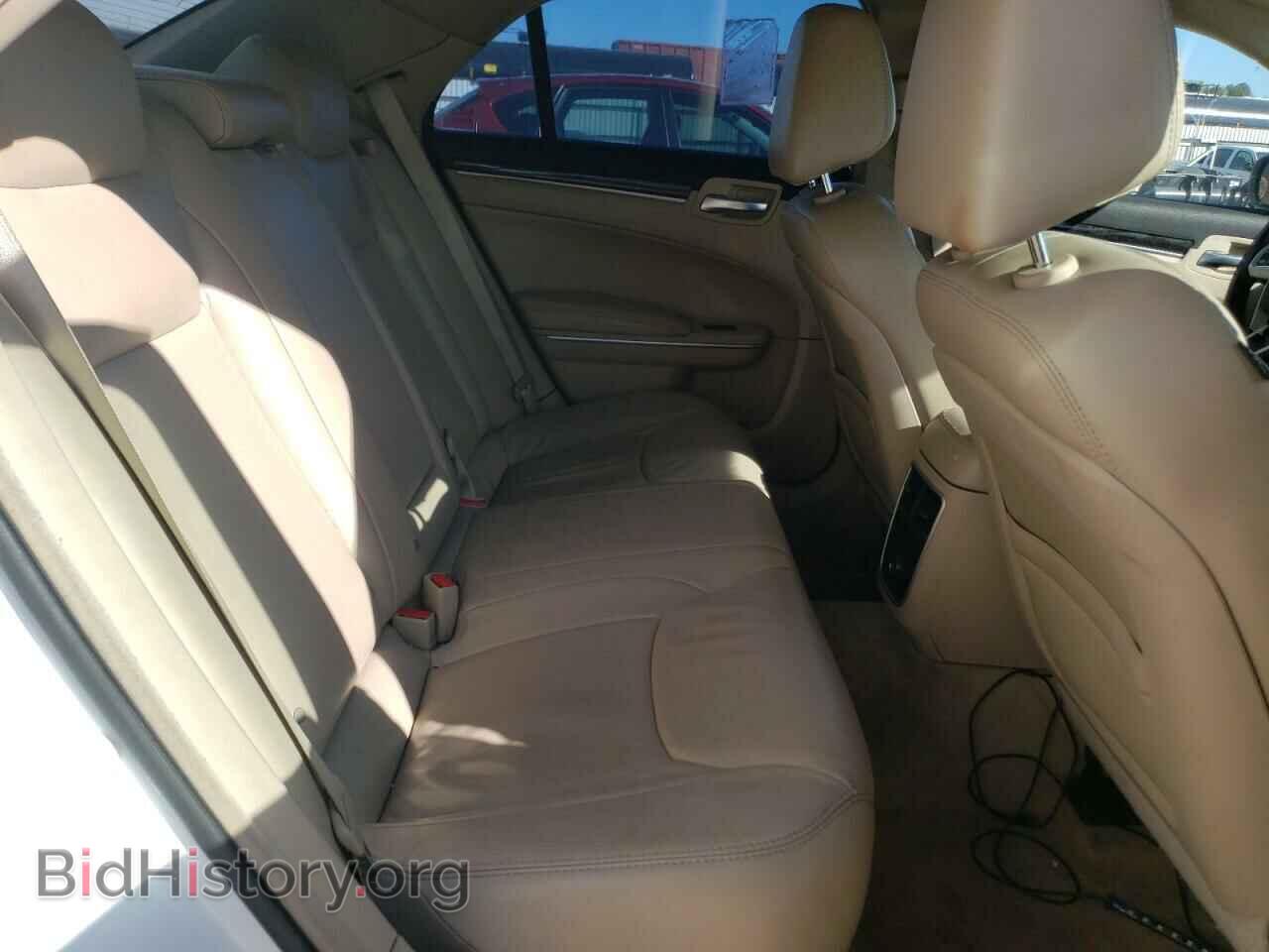 2013 CHRYSLER 300 - VIN: 2C3CCAAG0DH530092 - Фото 10