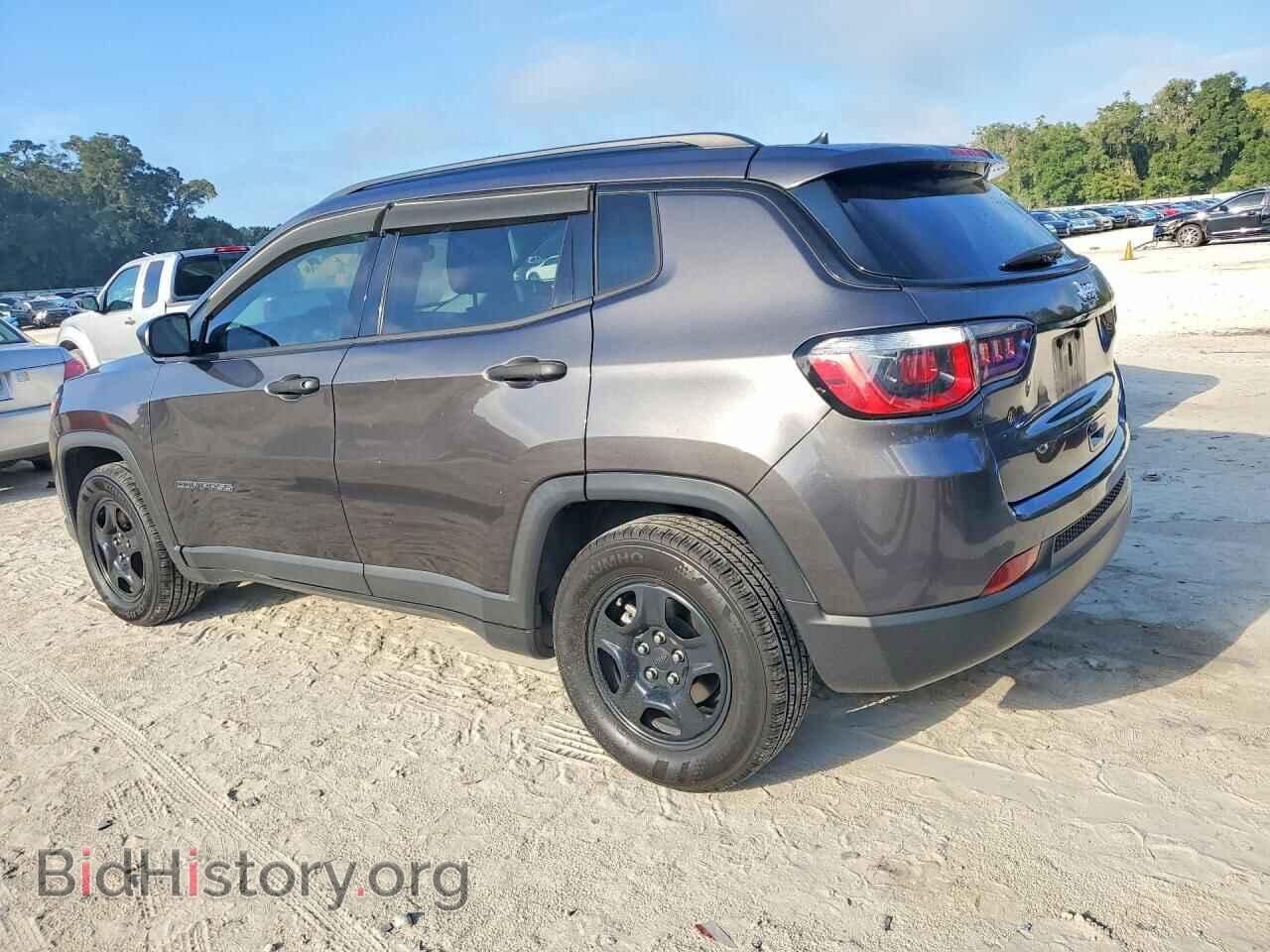 2017 JEEP COMPASS - VIN: 3C4NJCABXHT672943 - Photo 2