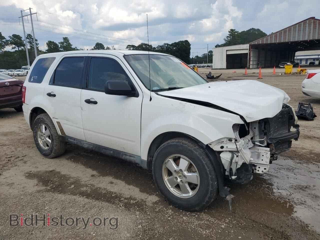 2011 FORD ESCAPE - VIN: 1FMCU0C73BKB79583 - Фото 4
