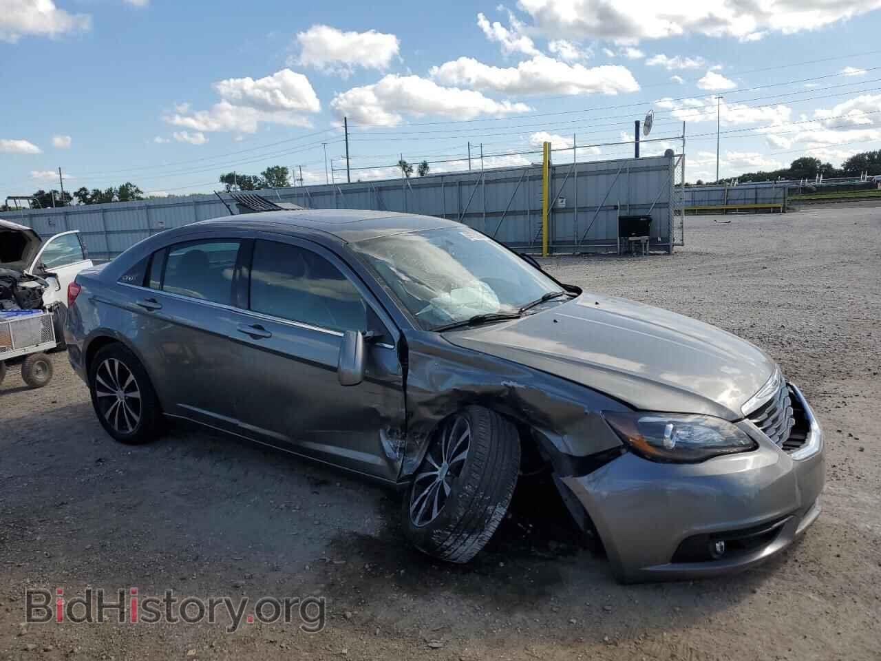 2013 CHRYSLER 200 - VIN: 1C3CCBCG5DN621241 - Фото 4