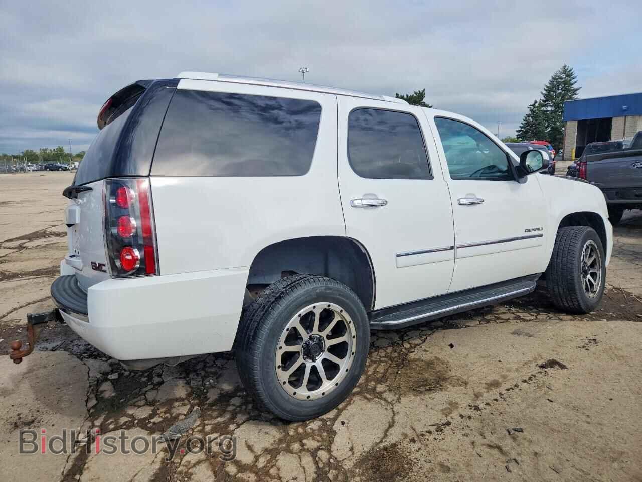 2014 GMC YUKON - VIN: 1GKS2EEF2ER178402 - Photo 3