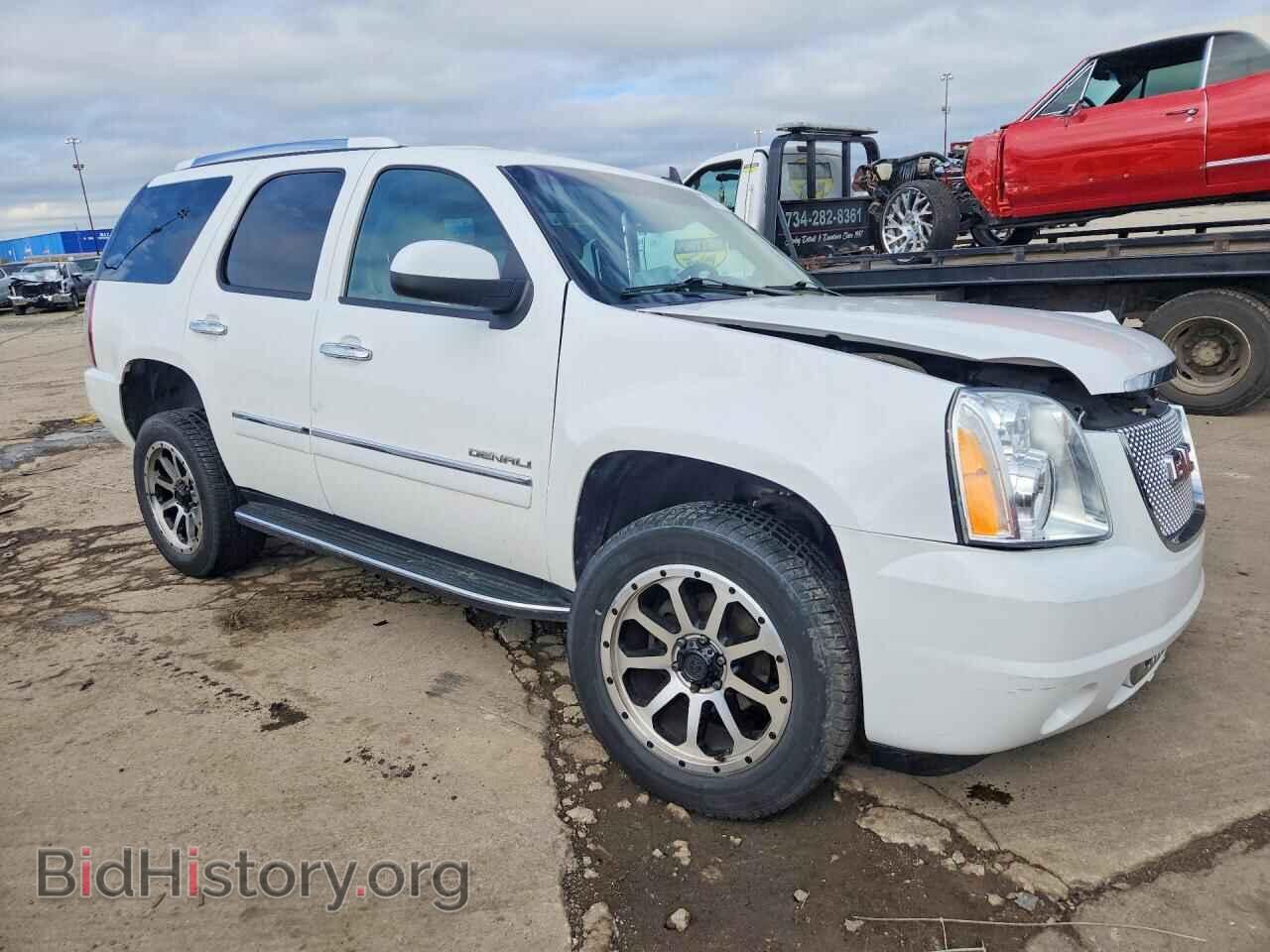 2014 GMC YUKON - VIN: 1GKS2EEF2ER178402 - Photo 4