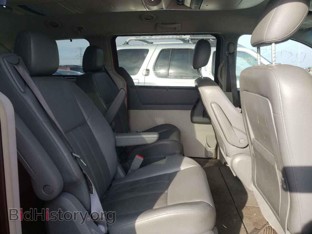 2008 CHRYSLER MINIVAN - VIN: 2A8HR54P78R716529 - Фото 6