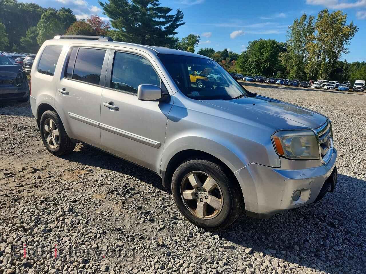 2011 HONDA PILOT - VIN: 5FNYF4H41BB002778 - Фото 4