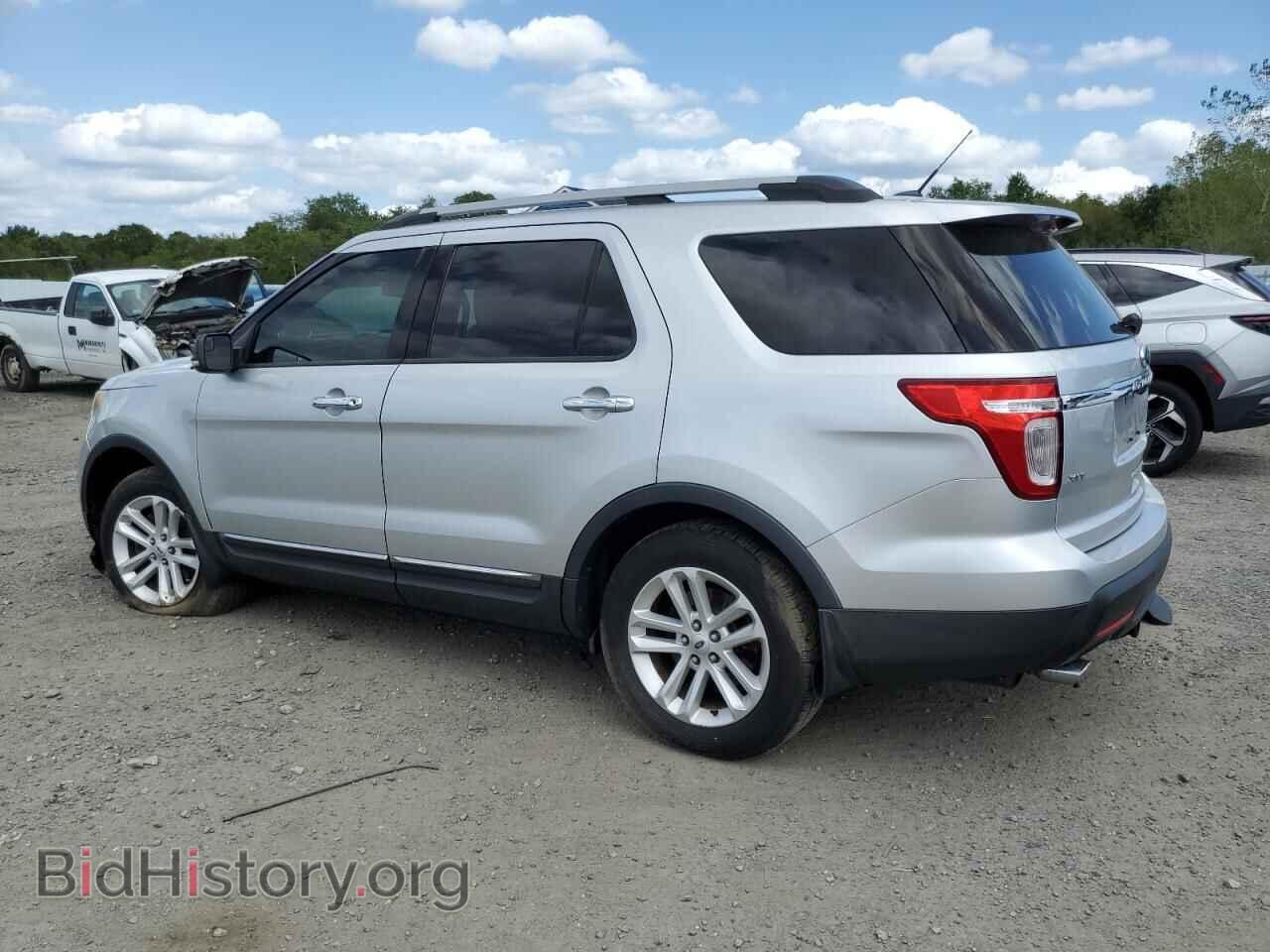 2011 FORD EXPLORER - VIN: 1FMHK8D83BGA04545 - Фото 2