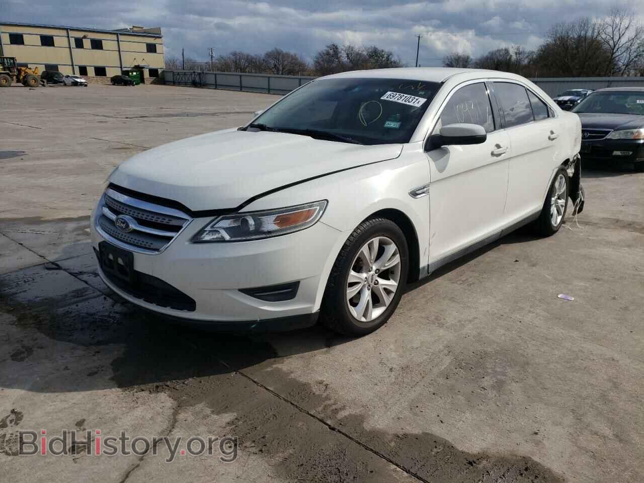 2011 FORD TAURUS - VIN: 1FAHP2EW6BG174615 - Фото 2
