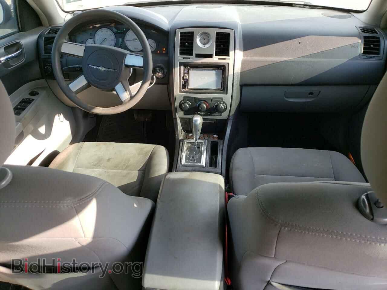 2007 CHRYSLER 300 - VIN: 2C3KA53G77H812661 - Фото 8