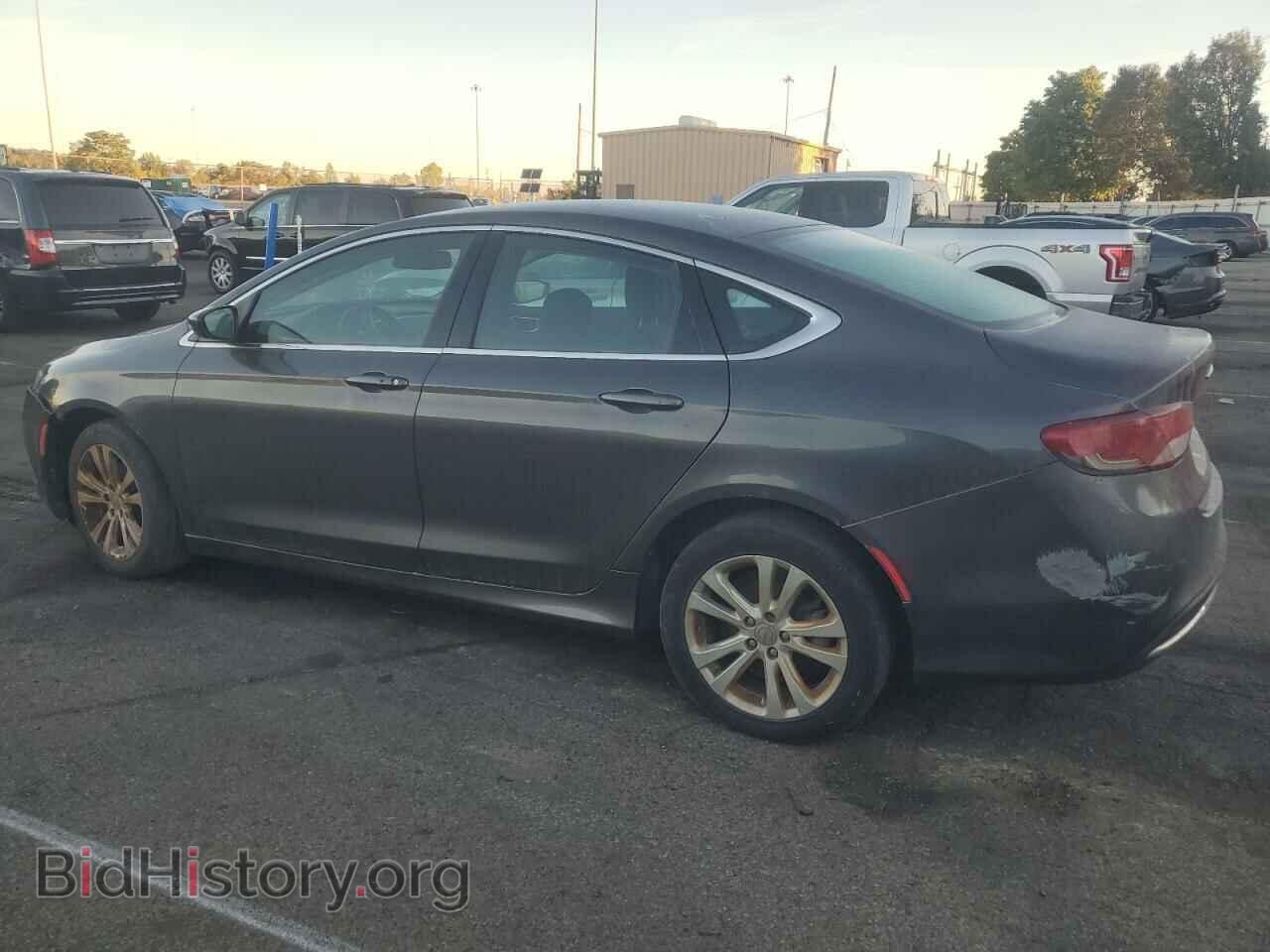 2015 CHRYSLER 200 - VIN: 1C3CCCAB0FN576385 - Фото 2