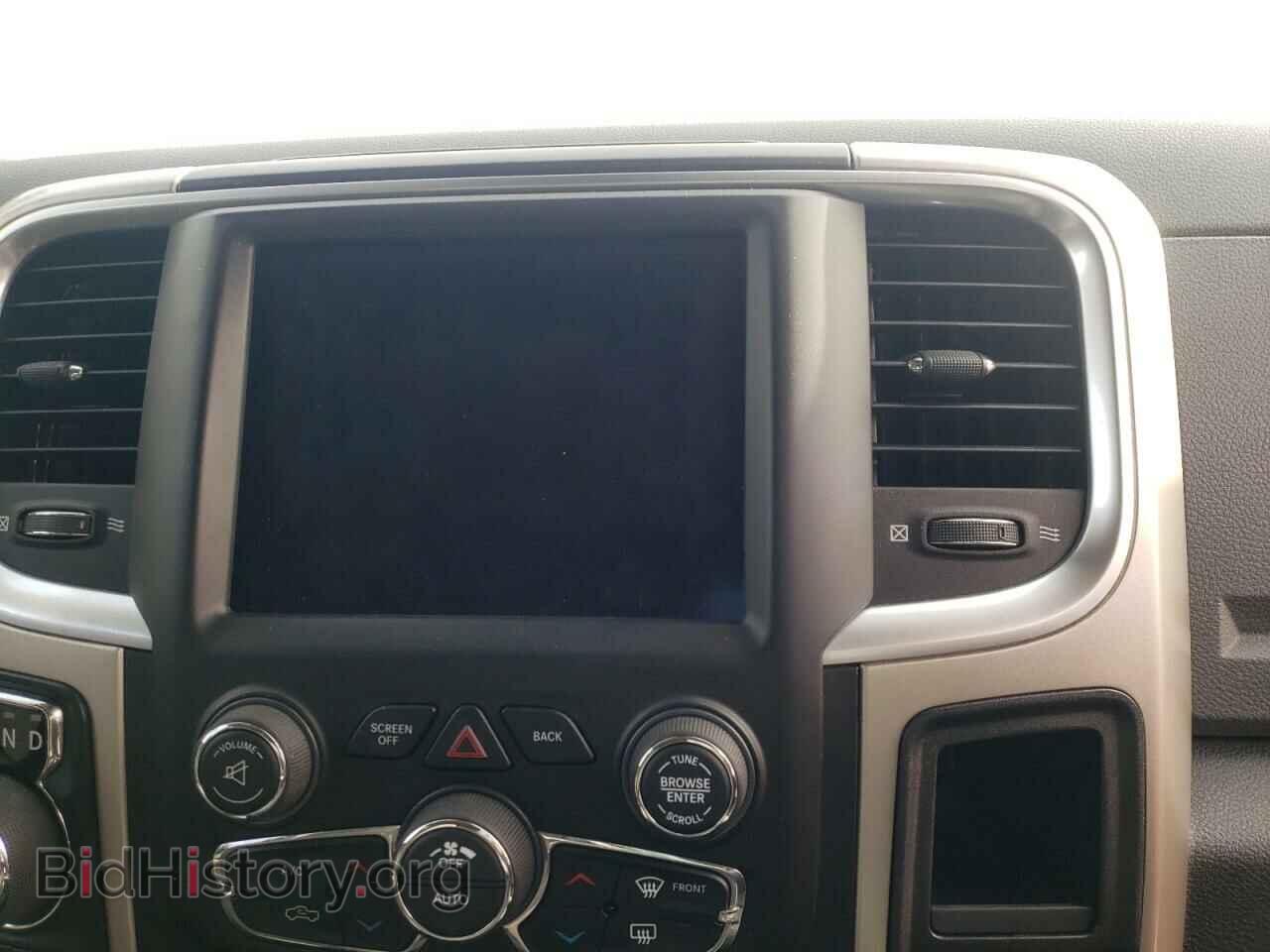 2018 RAM 1500 - VIN: 1C6RR7LT1JS335924 - Фото 9