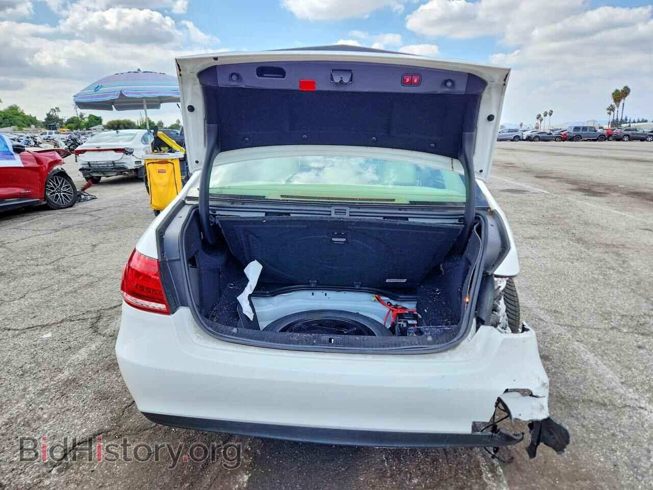 2014 MERCEDES-BENZ E-CLASS - VIN: WDDHF5KB4EA925675 - Фото 6