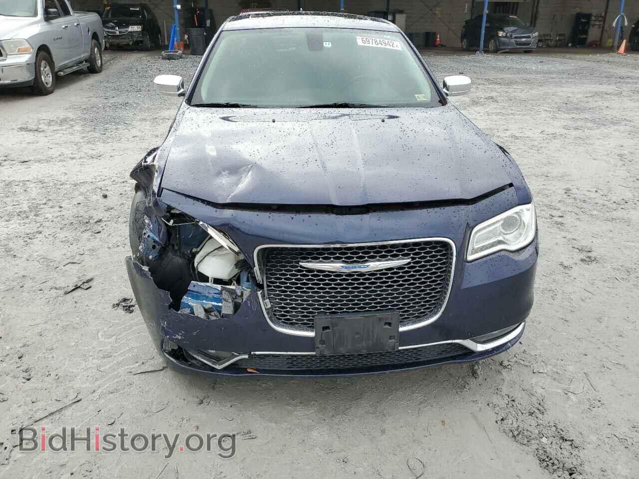 2017 CHRYSLER 300 - VIN: 2C3CCAKG5HH565568 - Фото 5