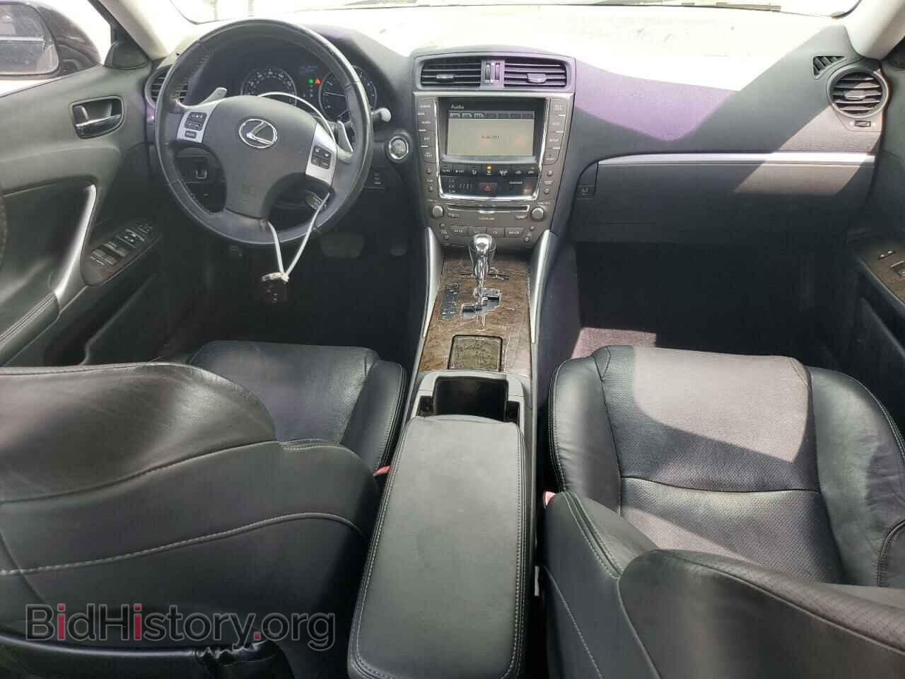 2011 LEXUS IS - VIN: JTHBF5C26B5140110 - Photo 8