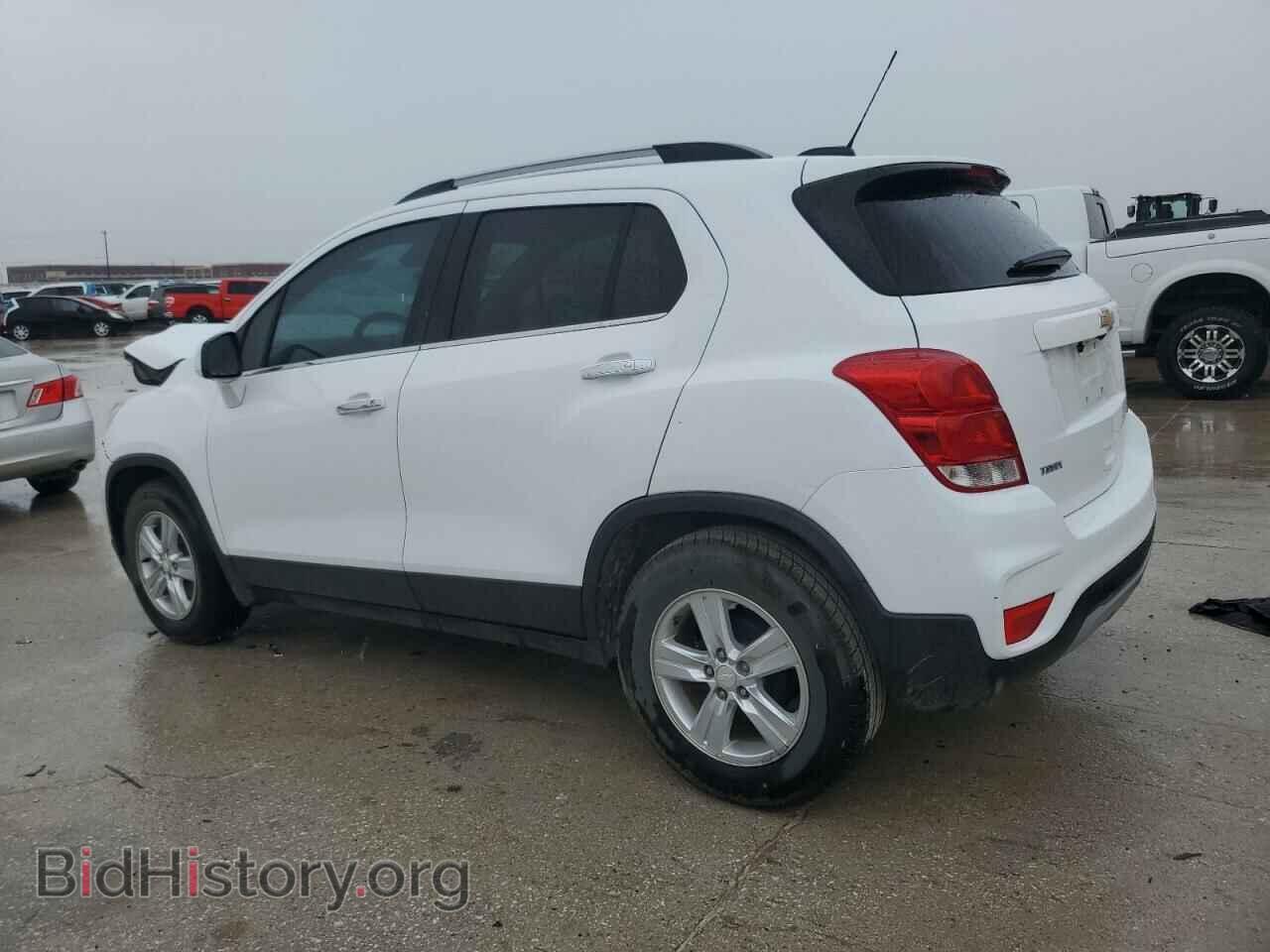 2018 CHEVROLET TRAX - VIN: 3GNCJLSB7JL313617 - Фото 2