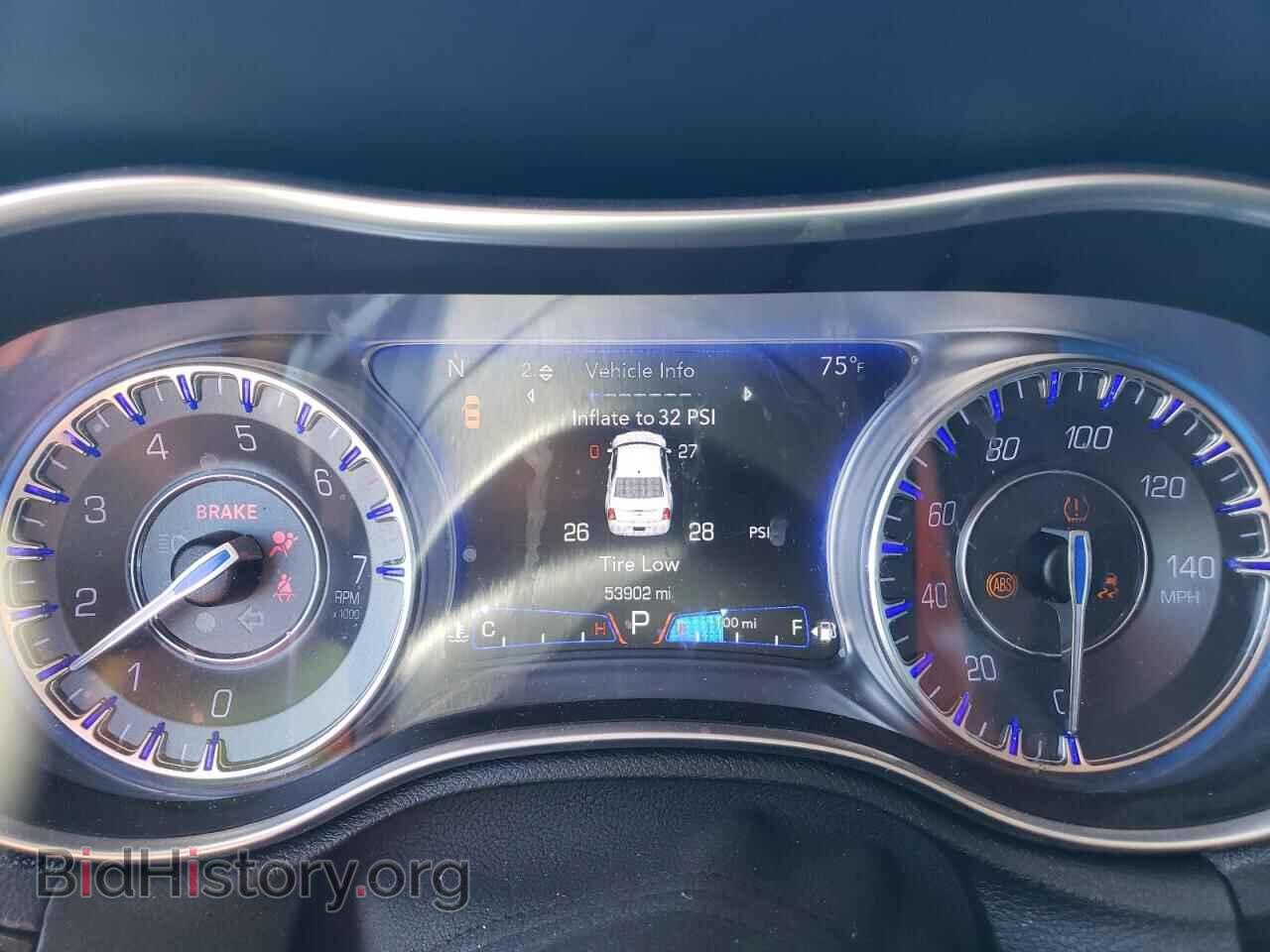 2015 CHRYSLER 300 - VIN: 2C3CCAEG4FH864476 - Фото 9