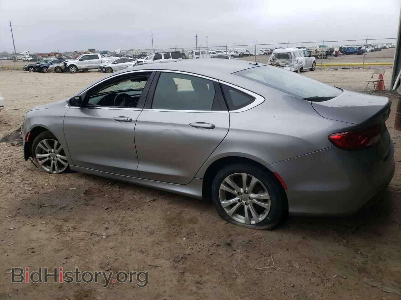 2015 CHRYSLER 200 - VIN: 1C3CCCAB0FN700218 - Фото 2