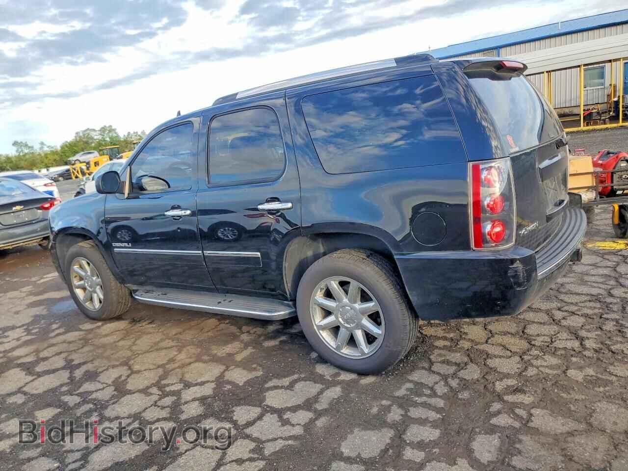2013 GMC YUKON - VIN: 1GKS2EEF5DR252359 - Фото 2