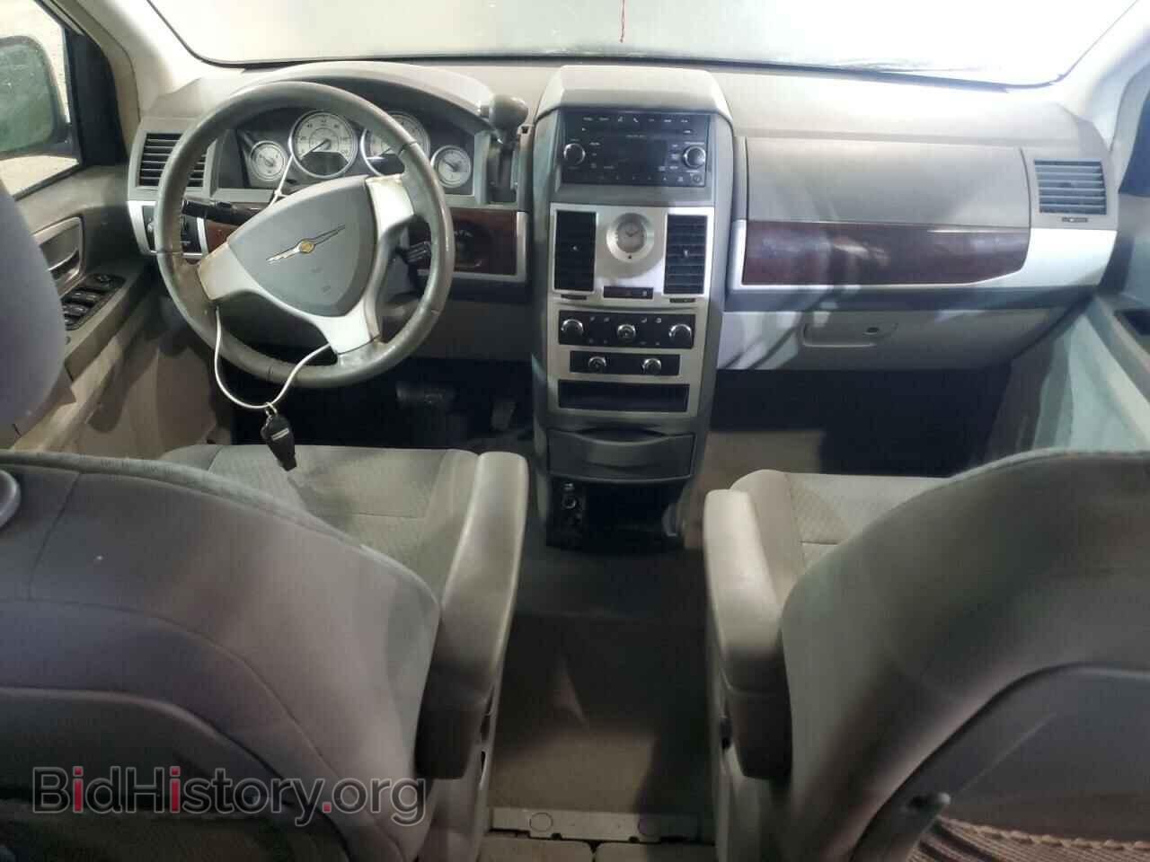 2010 CHRYSLER MINIVAN - VIN: 2A4RR5D1XAR479123 - Фото 8