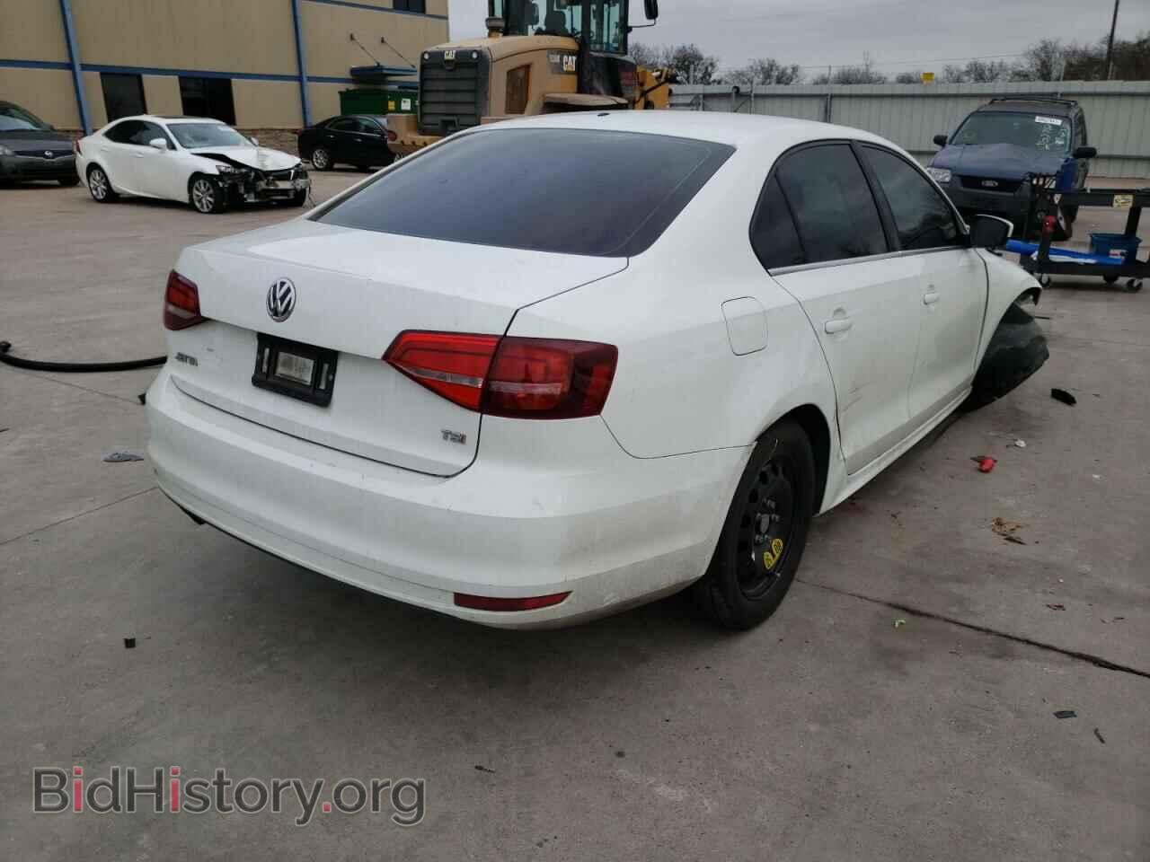 2017 VOLKSWAGEN JETTA - VIN: 3VW2B7AJ2HM306318 - Фото 4