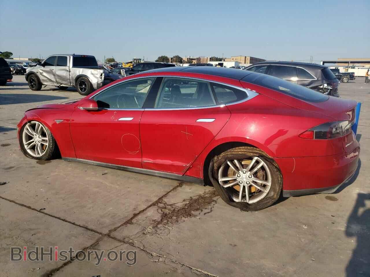 2014 TESLA MODEL S - VIN: 5YJSA1H14EFP43701 - Фото 2