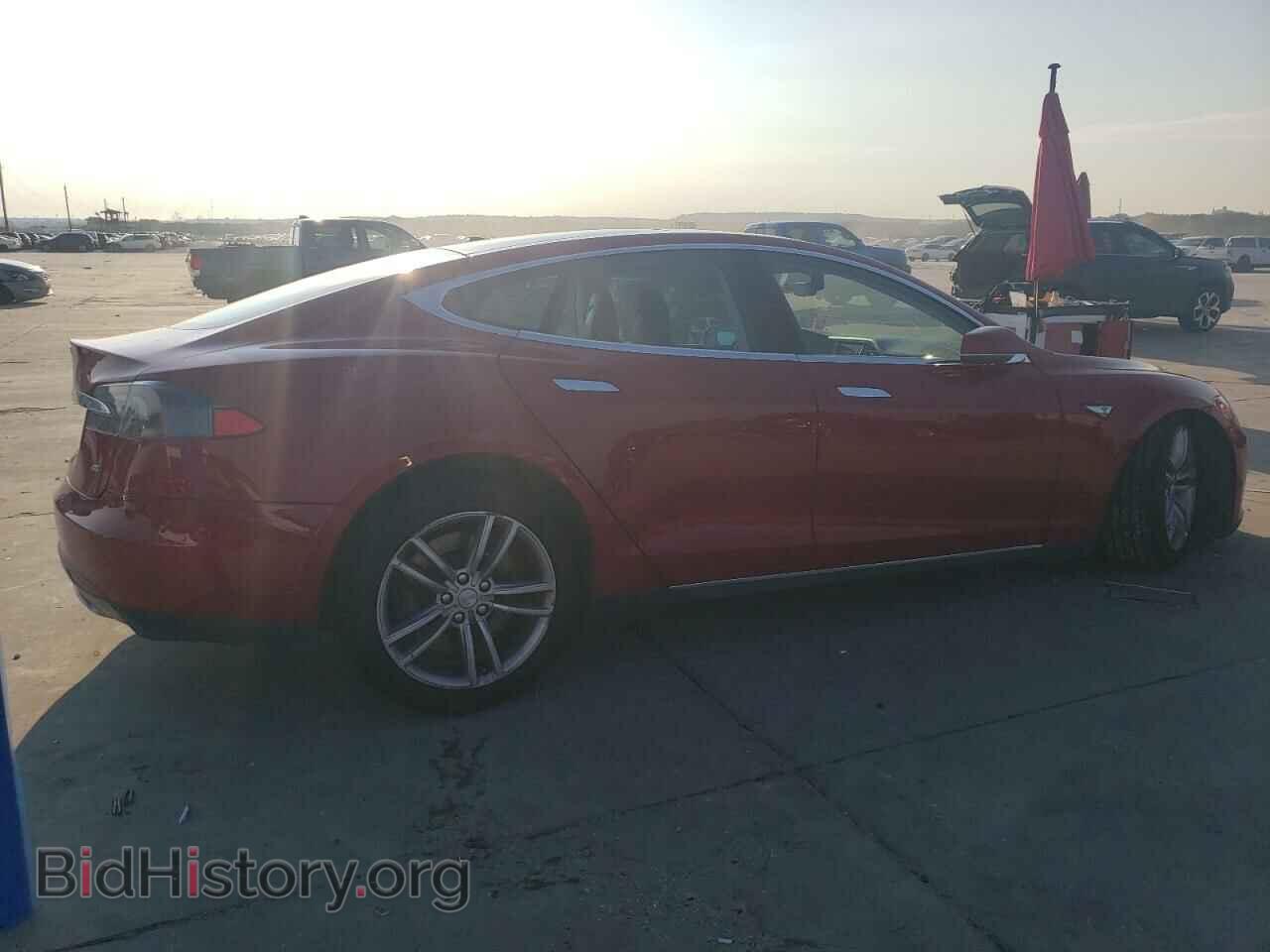 2014 TESLA MODEL S - VIN: 5YJSA1H14EFP43701 - Фото 3