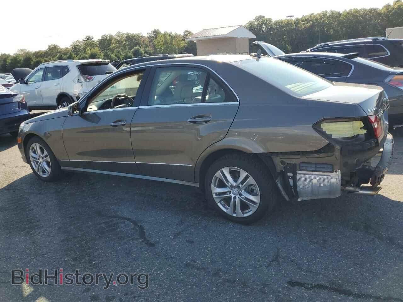 2011 MERCEDES-BENZ E-CLASS - VIN: WDDHF8HB3BA391928 - Фото 2