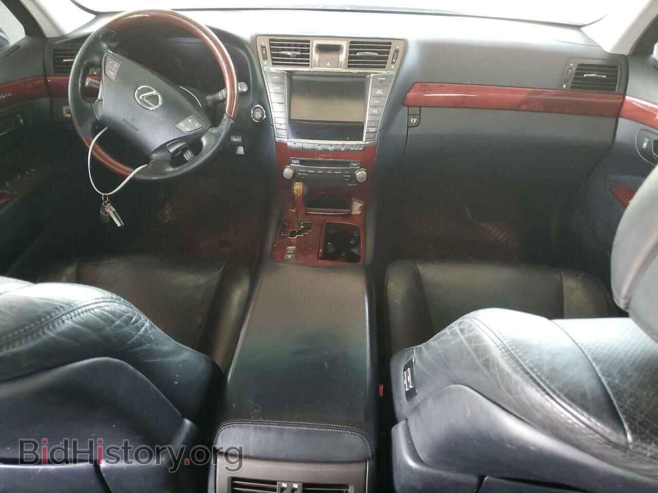 2010 LEXUS LS460 - VIN: JTHBL5EF7A5095184 - Photo 8