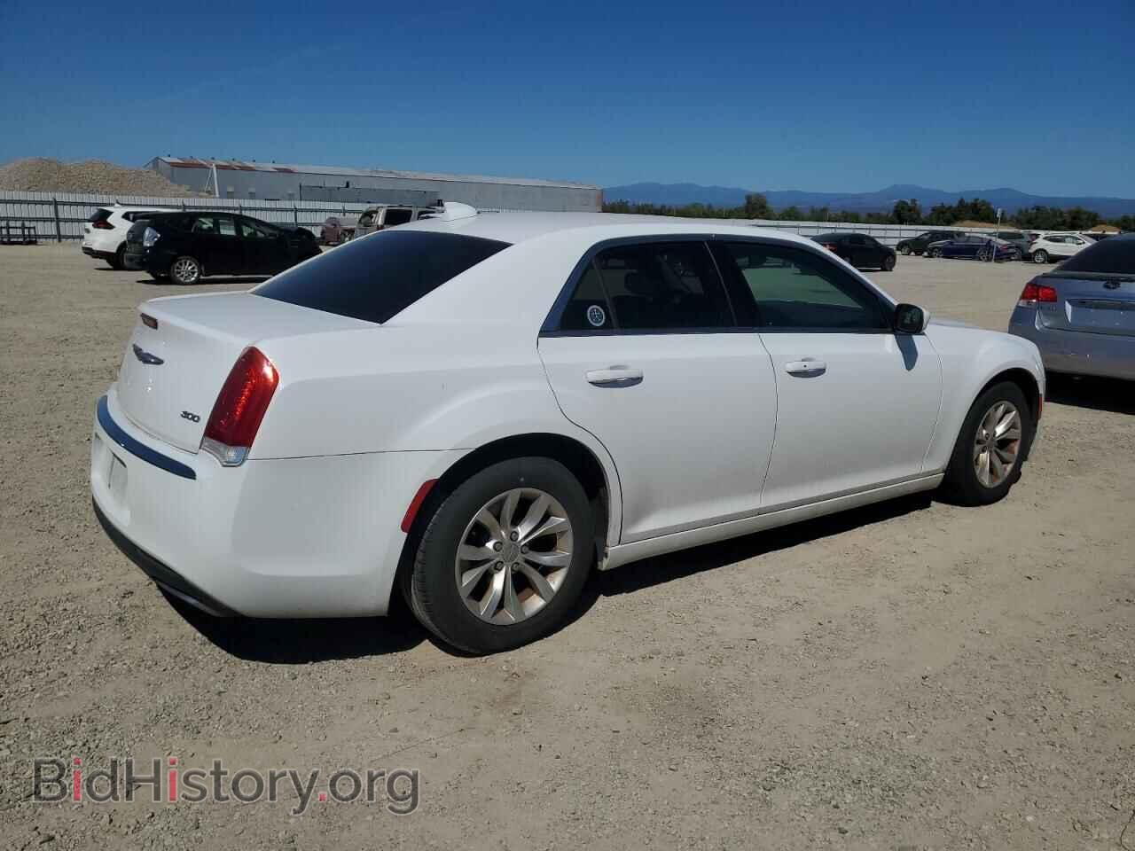 2015 CHRYSLER 300 - VIN: 2C3CCAAG9FH859201 - Фото 3