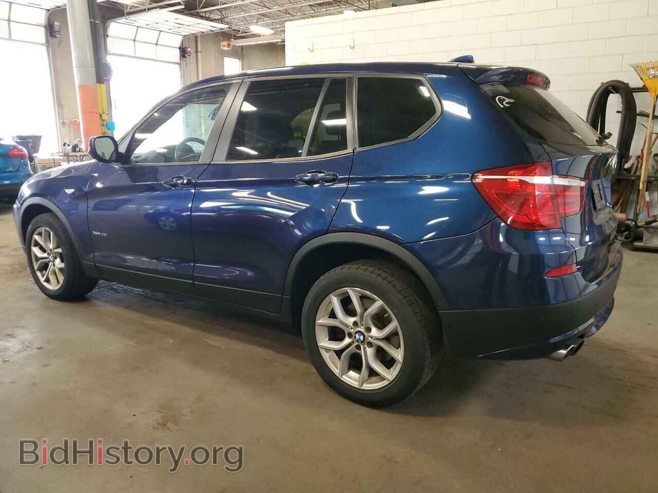 2011 BMW X3 - VIN: 5UXWX7C56BL733854 - Фото 2