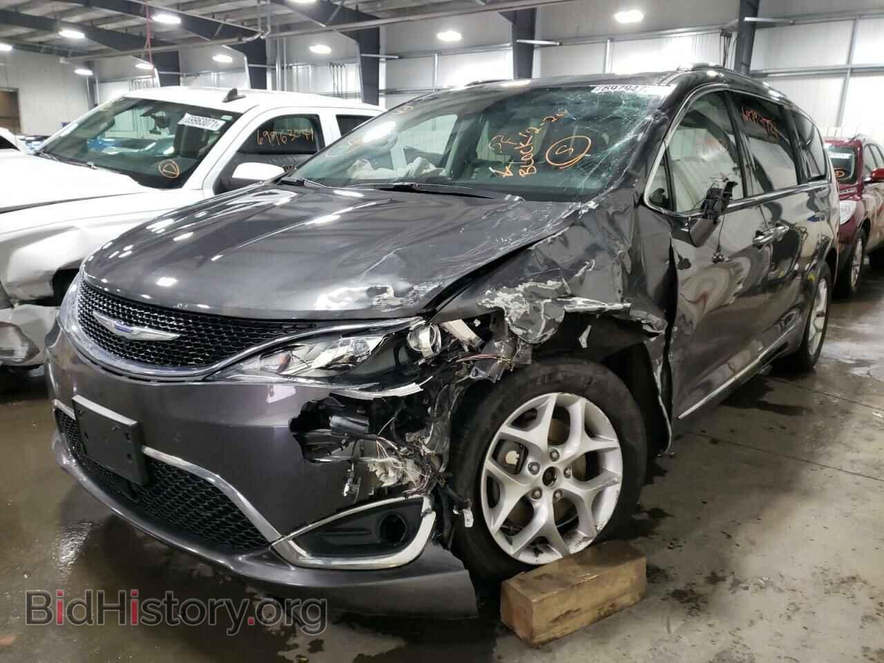 2019 CHRYSLER PACIFICA - VIN: 2C4RC1EG0KR525692 - Фото 2