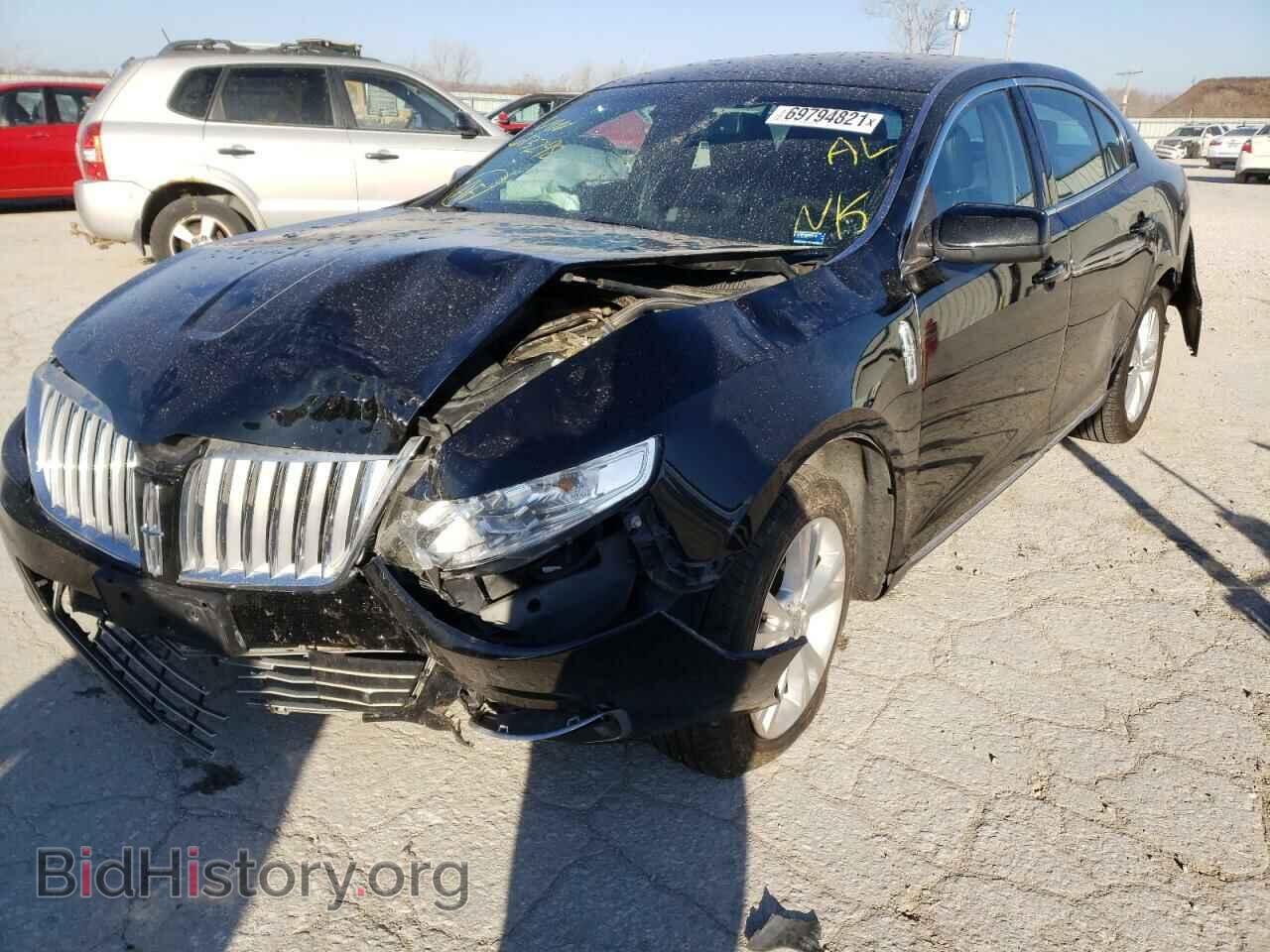2010 LINCOLN MKS - VIN: 1LNHL9DR4AG613248 - Фото 2