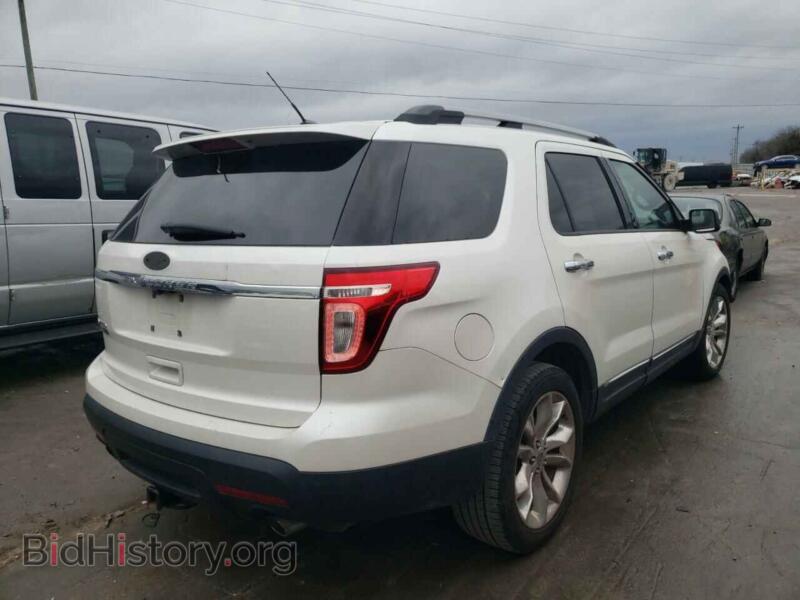 2011 Ford EXPLORER (VIN 1FMHK7F87BGA45073) — фото 4 из 10