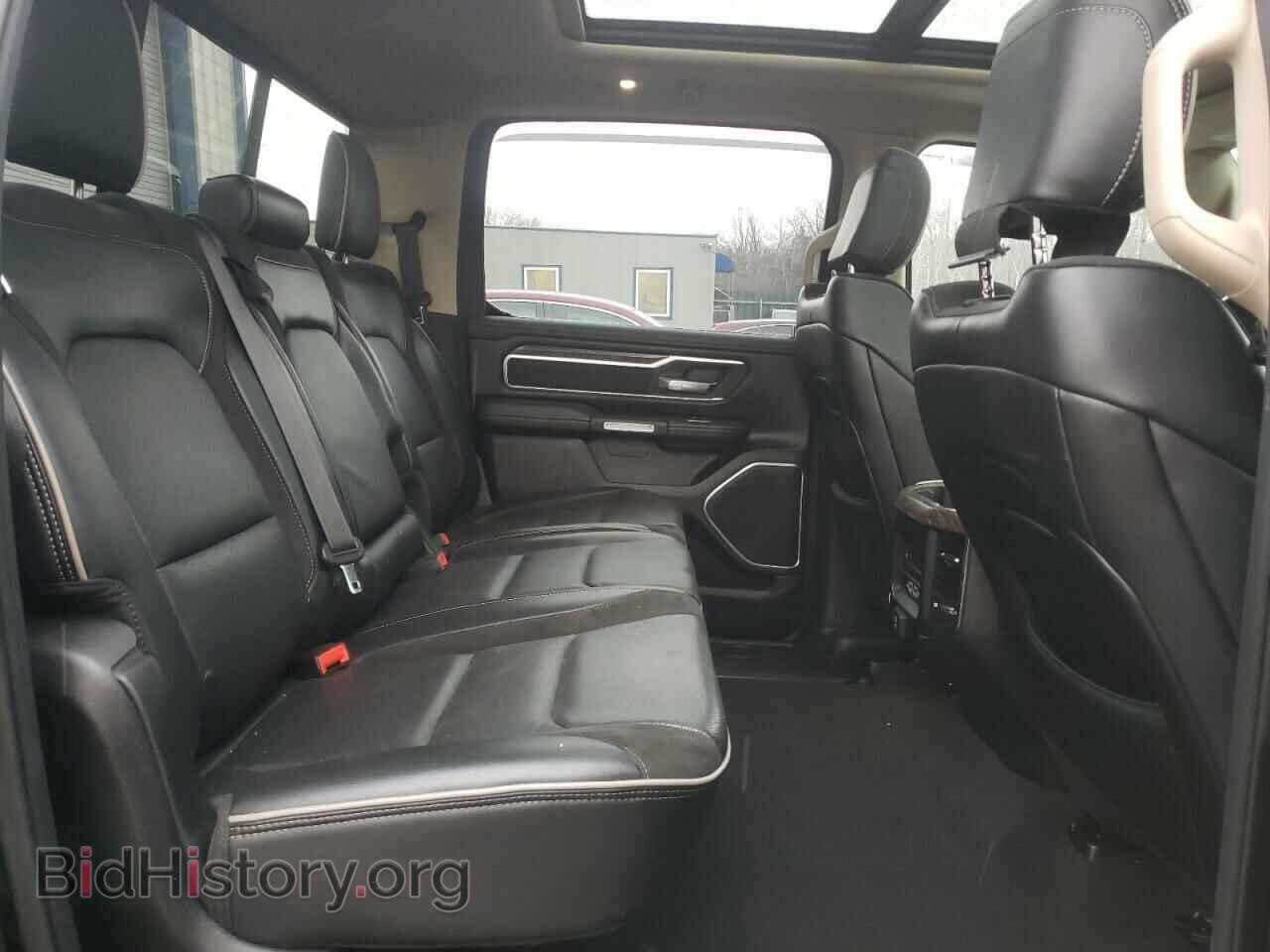 2019 RAM 1500 - VIN: 1C6SRFJT4KN638338 - Фото 6
