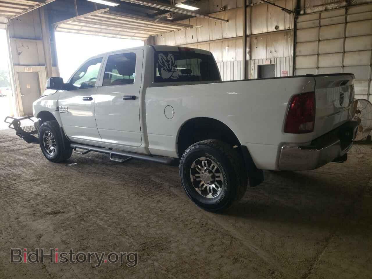 2018 RAM All Models - VIN: 3C6UR5CLXJG333482 - Фото 2