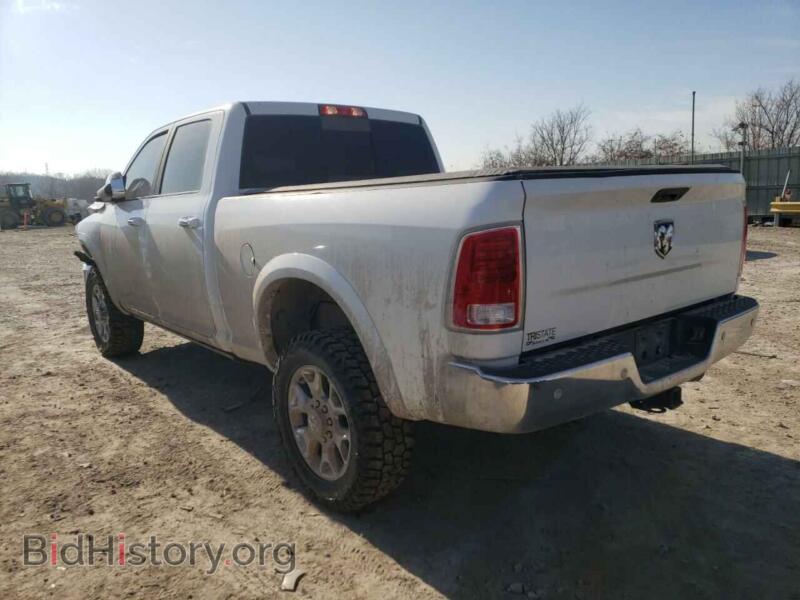 2018 RAM 2500 (VIN 3C6UR5FL1JG245254) — photo 2 of 12