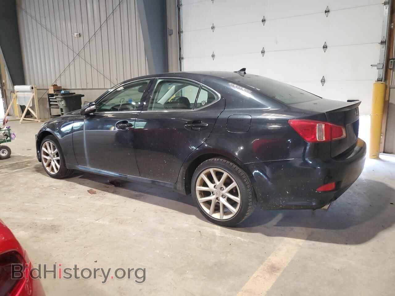 2011 LEXUS IS - VIN: JTHCF5C2XB5050642 - Photo 2