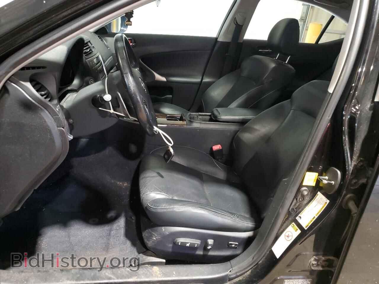 2011 LEXUS IS - VIN: JTHCF5C2XB5050642 - Photo 7